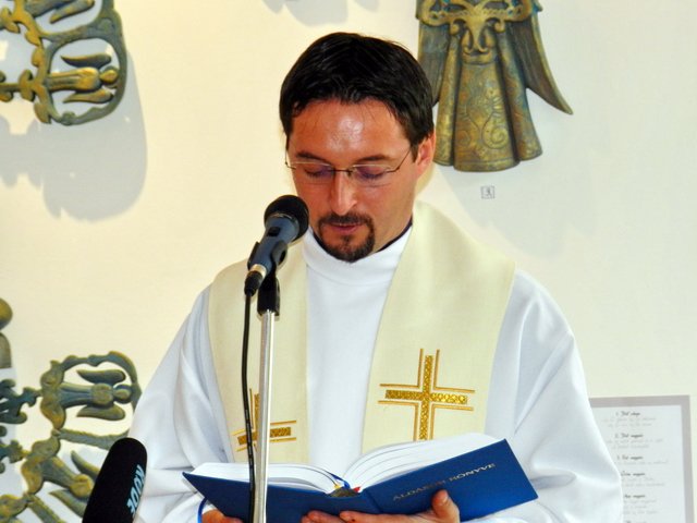 Ünnepi szentmise, kiállításmegnyitó és kenyérszentelés augusztsu 20-án 24